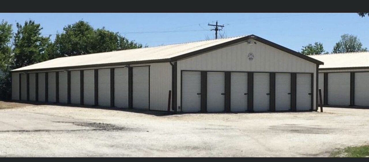 Self storage in St. Anne, IL